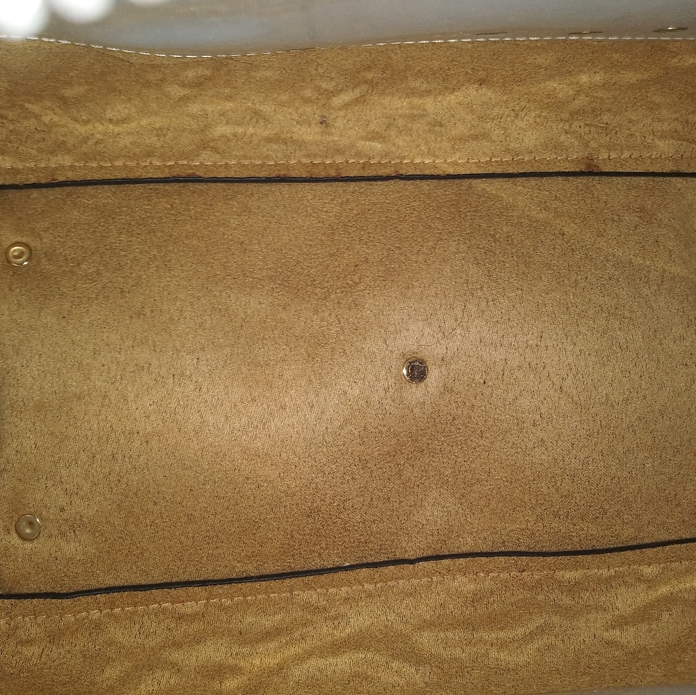 Purse - Picture 3 of 5